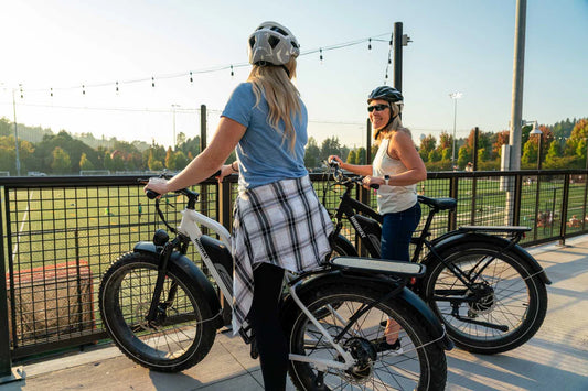 Electric Bikes Make People Cycle Longer and More Often – Especially During Summer